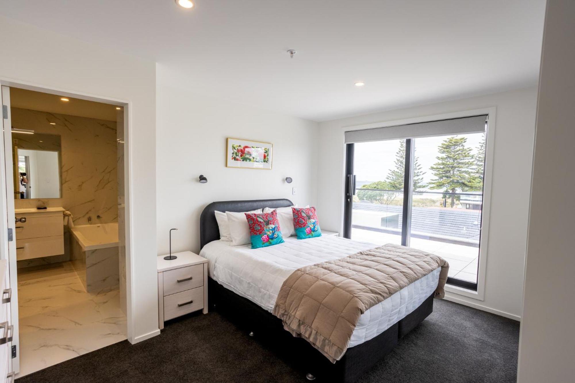 Belle Mer Beachfront Apartments - Self Serviced 마운트마운가누이 외부 사진
